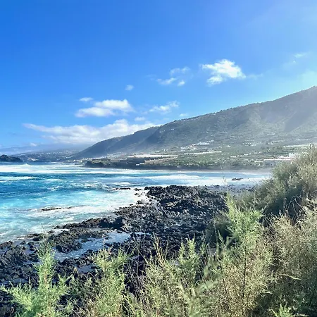 Casa Estrada Coastal Haven Caleta de Interián