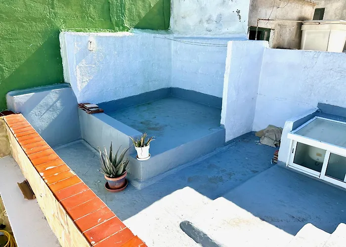 Casa Estrada Coastal Haven * Caleta de Interián