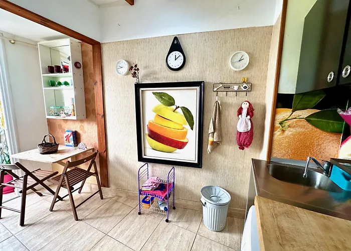 Casa Estrada Coastal Haven * Caleta de Interian