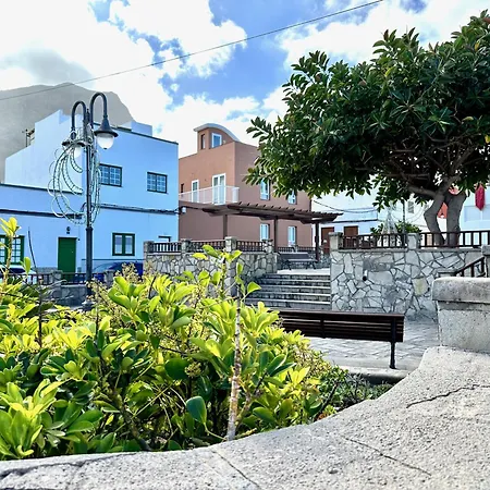 Casa Estrada Coastal Haven *