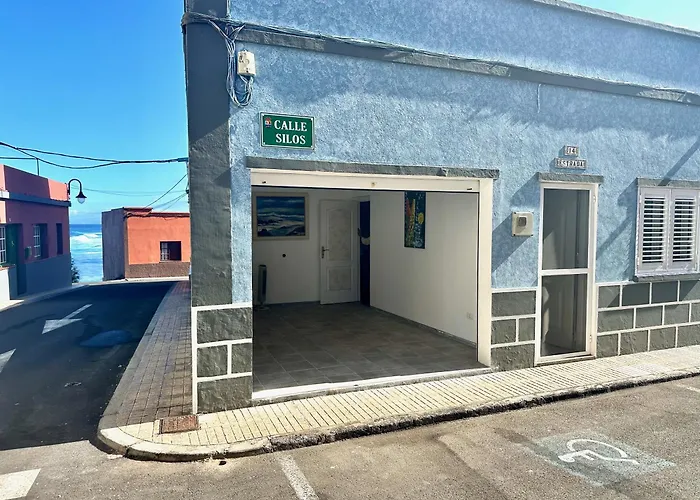 Casa Estrada Coastal Haven *